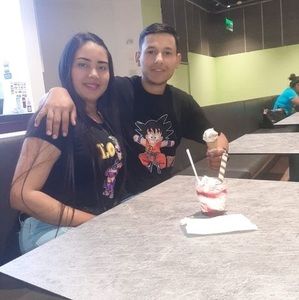 Meet your Posher, Yoselin